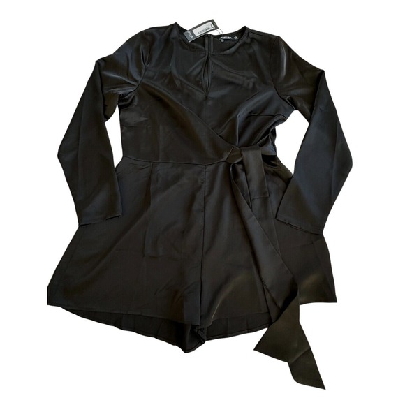 Nasty Gal You Gotta Dance Satin Tie Romper Black size 10 -New- - Picture 1 of 10